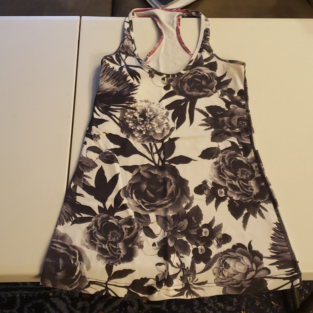 Lululemon racerback tank. Floral.